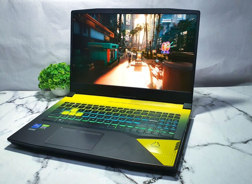 MSI Crosshair 15 Review (B12UEX-444) game