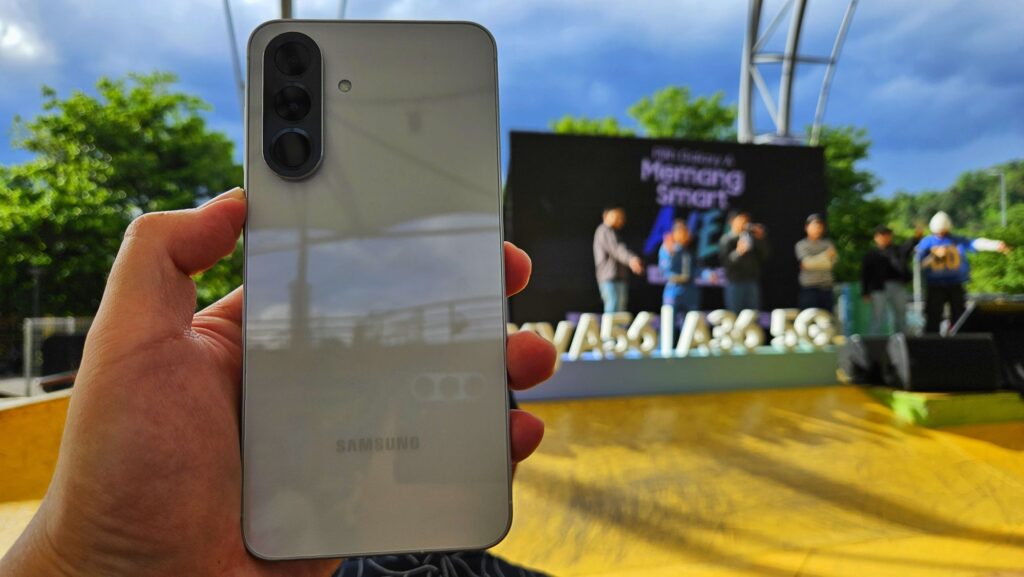 Samsung Galaxy A56 Unboxing and First Impressions - Refined Midrange Workhorse with AI 1